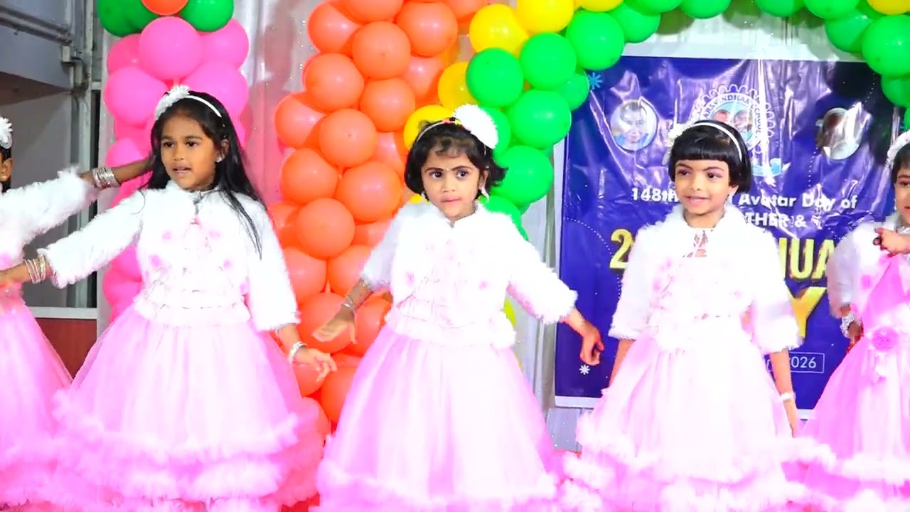 UKG students dance performance devathai vamsam neeyo song💃👯‍♂️👯‍♀️👯