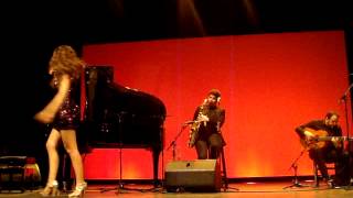 Watch Maria Toledo Mala Cabeza video