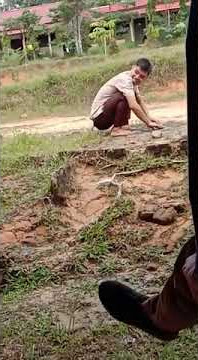Nih Yang Lagi Viral Video Lucu Bencong Manggil Agus Versi Anak Sekolah...