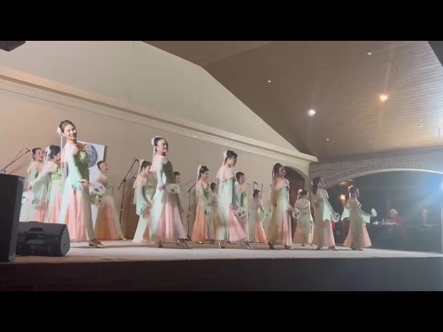 荷塘月色 - YouTube