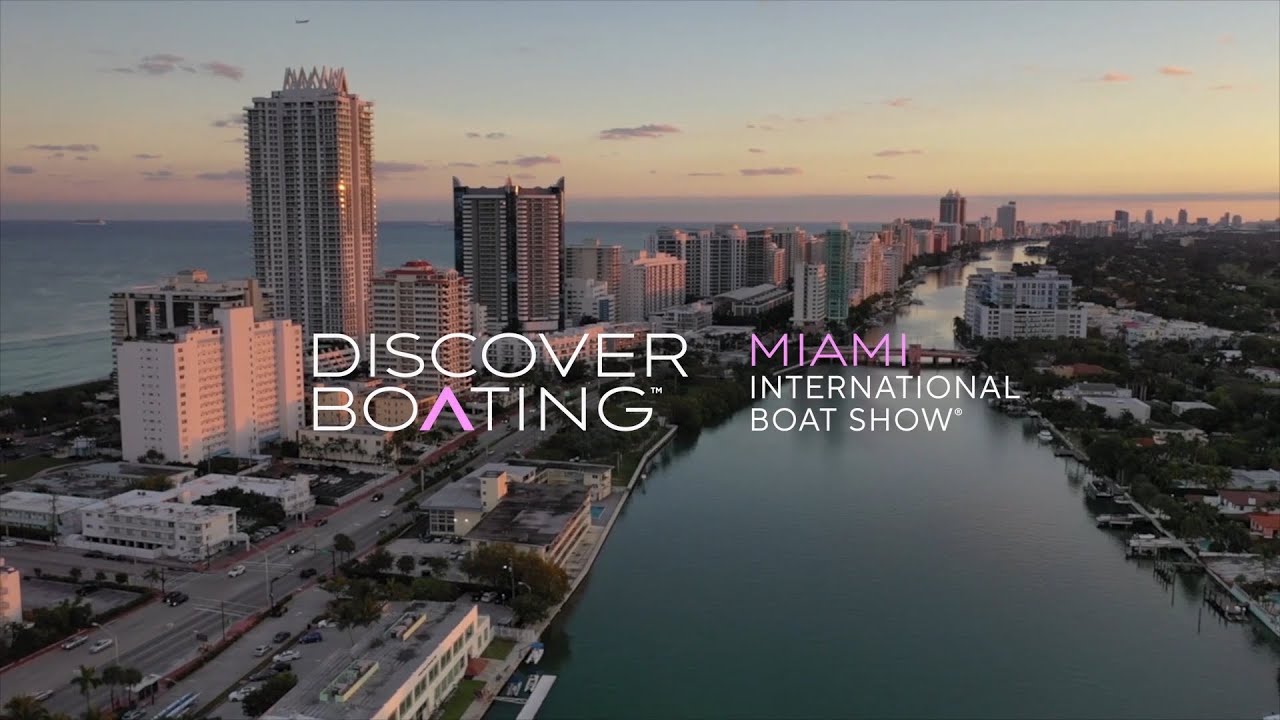Luxury Yacht - Ferretti Group - Discover Boating Miami International Boat Show 2022