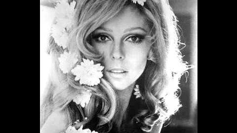 Nancy Sinatra - Flowers On The Wall