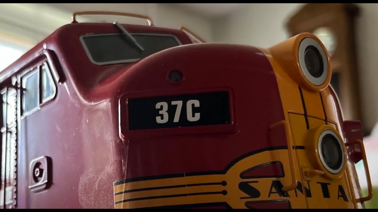 Harrild Railroads - Part 123 - Converting a F7A for battery power and RC control - Episode 1/3