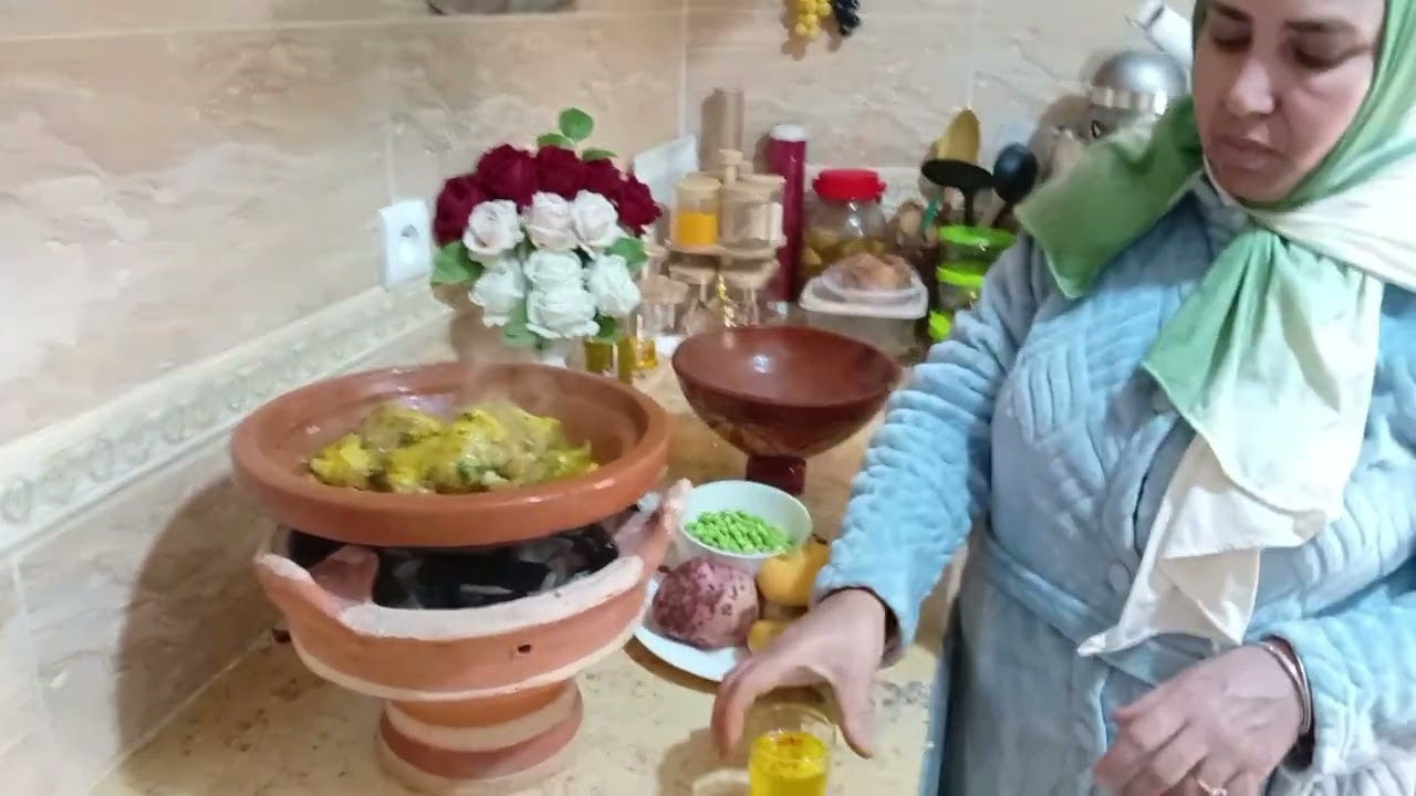 طاجين الخضر الموسمية باللفت الصفر  🫜 و الجلبانة  بنيييين متشبعوش منوا🤤