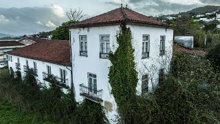 Abandoned Mansion in the Middle of a Portuguese City!  Everything Left Behind