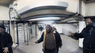 Singers in the New York Subway in 360 VR