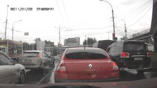 Ford Focus р387ек124, Mazda Familia м593ху24 несоблюдение разметки, встречка