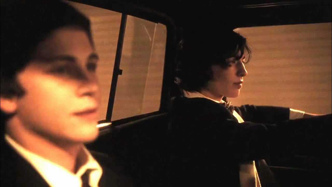Tunnel Song From Perks Of Being A Wallflower Clip 'The Tunnel Song' - THE PERKS OF BEING A WALLFLOWER (25 oktober in
