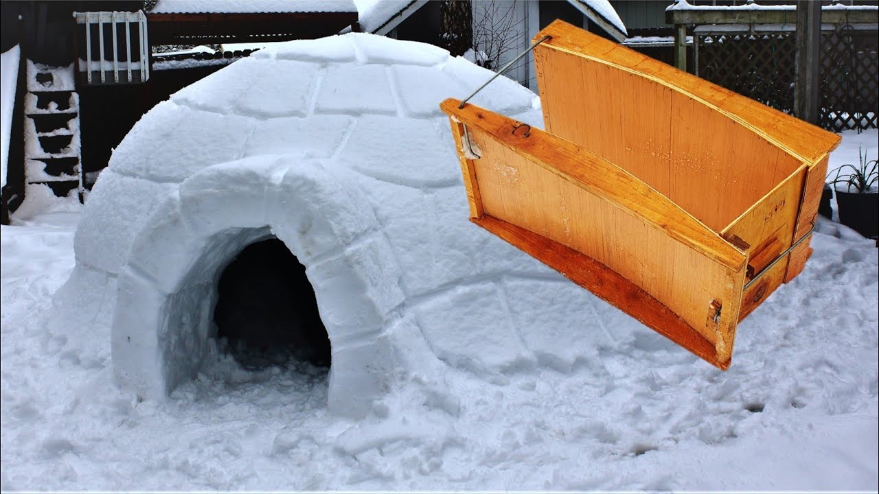 How to build an igloo using an igloo making form 