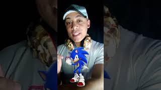 Sonic nunca tira as luvas
