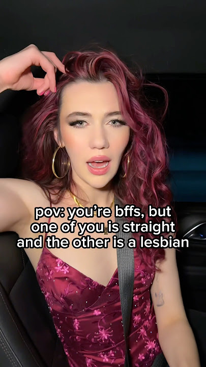 what happens when a STRAIGHT GIRL and a LESBIAN are BEST FRIENDS 😳