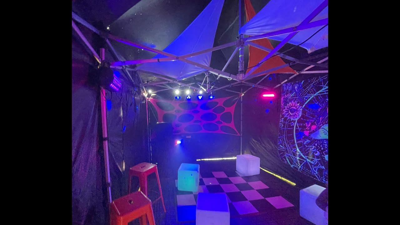 Party tent hire in doncaster near the Race Course doncaster 