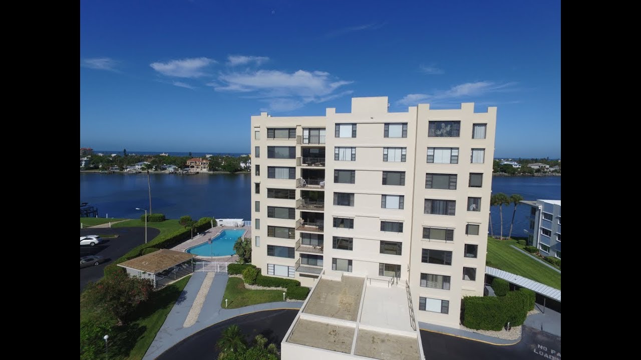 750 Island Way 201, Clearwater FL Waterfront Condo 1 listing Agent