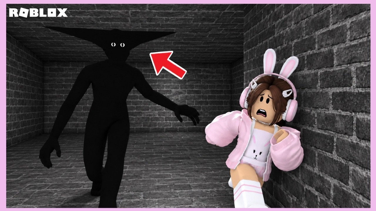 AKU BERTAHAN HIDUP DARI KEJARAN MONSTER HITAM DI ROBLOX PART 2 😱 | MONOCHROME