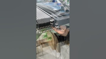 Crystal partition door, you can also do frosted partition door, privacy effect is good