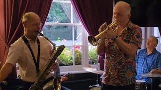 Christopher Columbus - The Alley Cats Dixieland Jazz Band with Pete Leonard