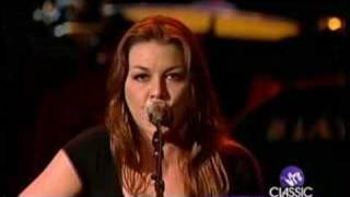 GRETCHEN WILSON Heart's 'Straight On' LIVE w/JOHN RICH chords