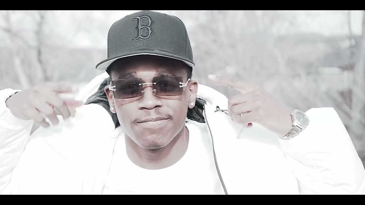 Mira OnePluto - CrAzY en YouTube Mira OnePluto - CrAzY en YouTube