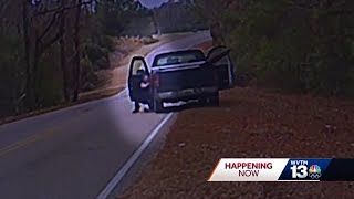 Tuscaloosa County deputies dragged during traffic stop screenshot 2