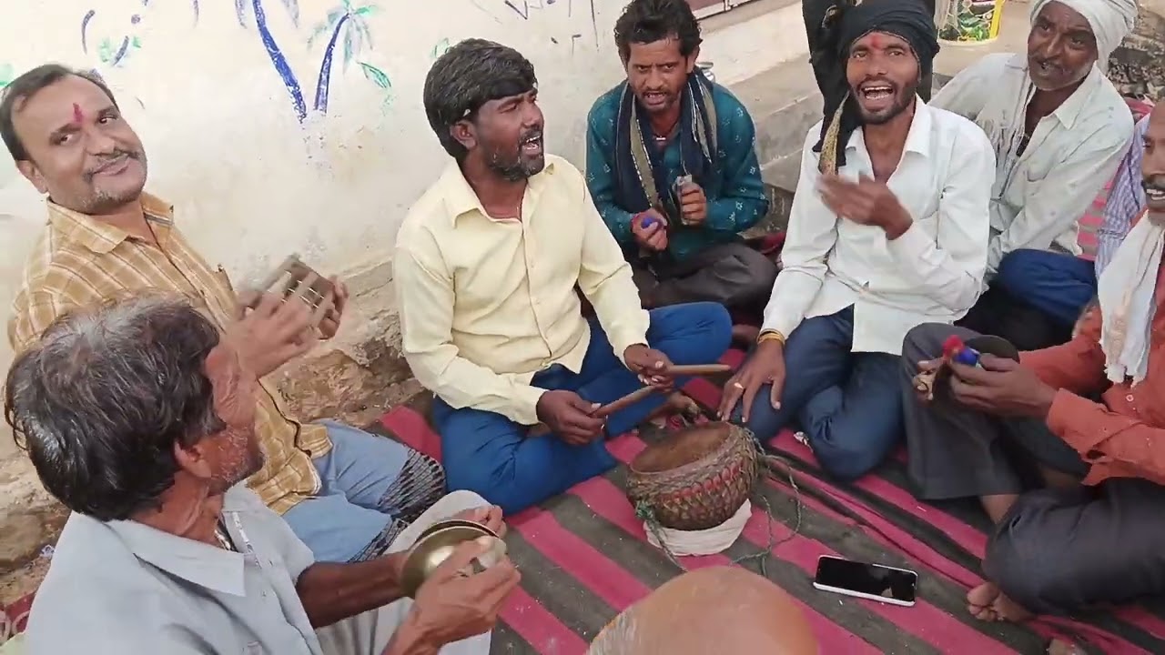 chhala fundra ware angan me thande|| bundeli faag desi gammat छला फूदरा वारे आंगन में ठाडे बुंदेली