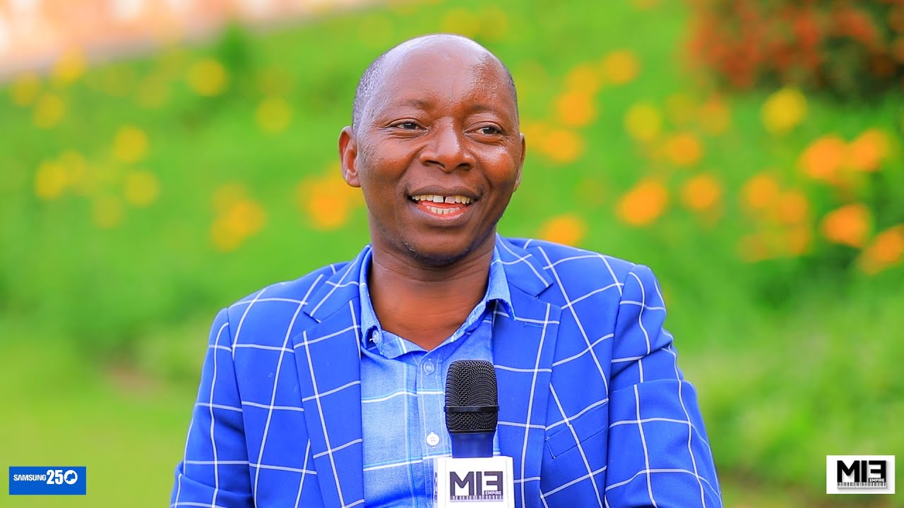 Ndi Inganzwa mu rugo Nzanye Ubugoryi Umugore yankubita😂Yongwe Asekeje M Irene yenda Kwwinyarira😂