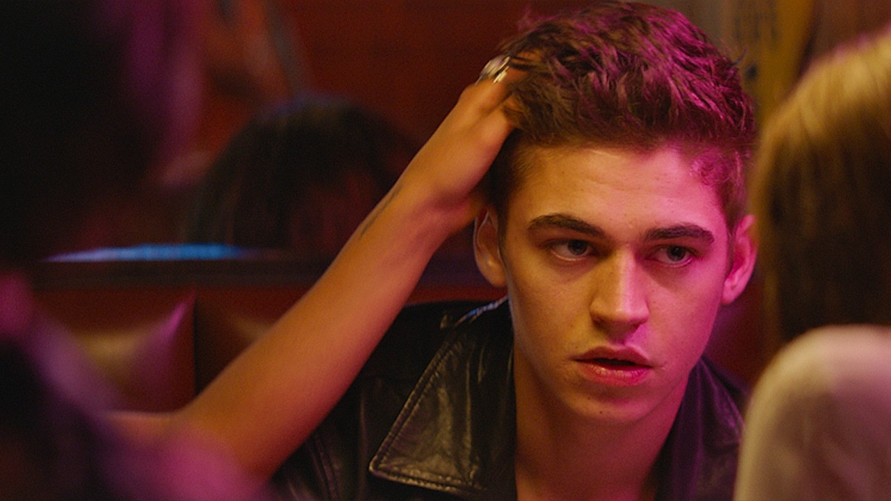 Tessa et Hardin au restaurant | After (2019) | Hero Fiennes Tiffin, Josephine Langford