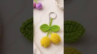 Un petit cadeau trop mignon 💛 #artisanat #crochet #bijoux #grannysquare #handmade #faitmain #crochet