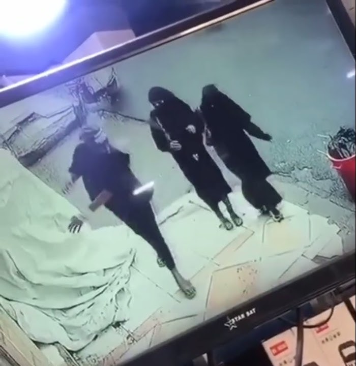 الله المستعان لاوين وصلناهذا الشخص ضروري يدخل بيت خاله ويتأدب بنت ماشية بأمان الله  في محافظة إب