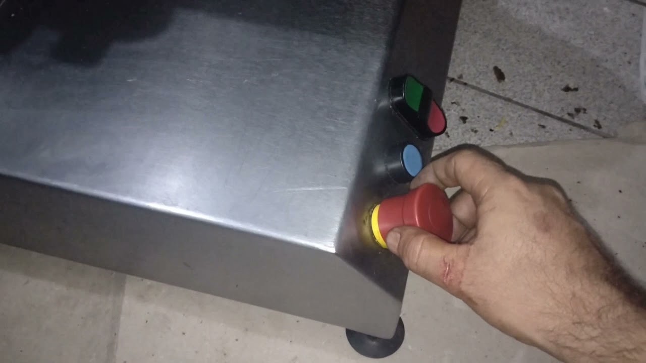 Fatiadora de frios não funciona e a gente resolveu  Veja isso !