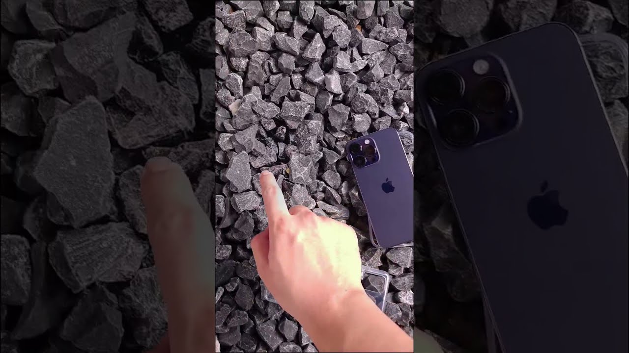 Display Of IPhone Vs Galaxy S23 Ultra Shorts