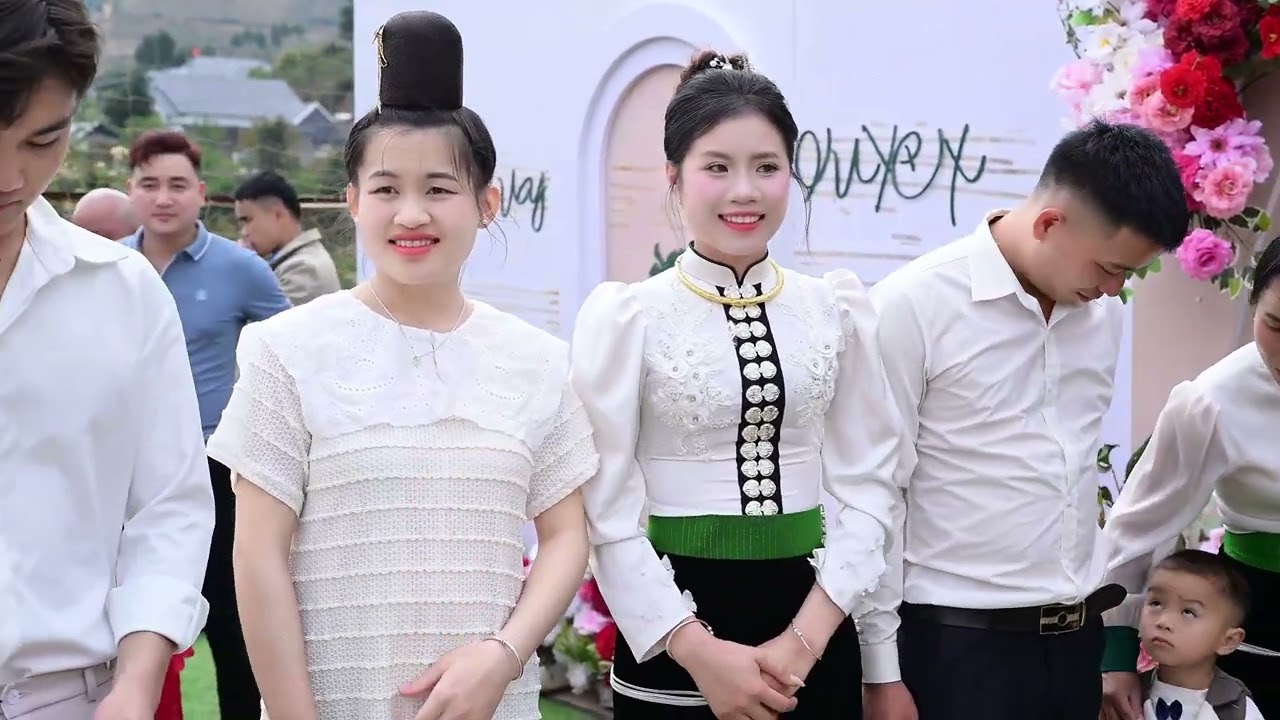 LVQ CD TÒNG THÚY - CR HOÀNG QUYẾT TẠI TƯ GIA NHÀ GÁI BẢN CANG XÃ PÚNG BÁNH 