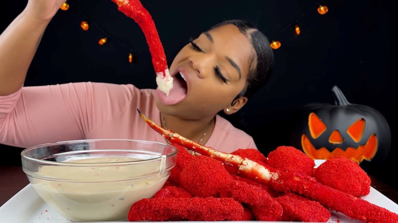 KING CRAB SEAFOOD BOIL FRIED HOT CHEETOS 🥵 KING CRAB LOBSTER TAILS