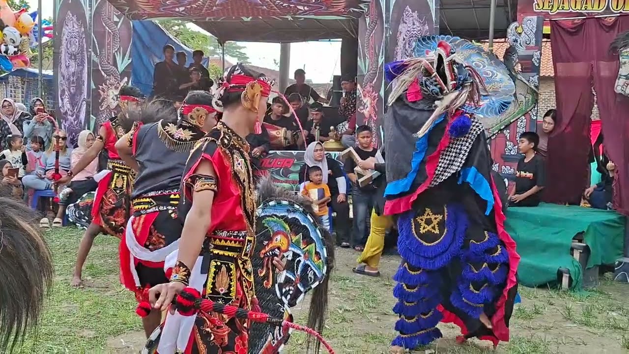 TARIAN SENTEREWE KREASI VS RAMPAK BARONG JARANAN CAHAYA MUDA