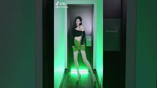 Cháo giò nè | [4K] 레이싱모델 송주아, 민한나 2021 Auto Salon Week ㆍ 지캠[ Tiktok - Douyin ]