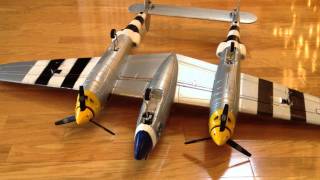 Hobby King P-38 with servoless retracts