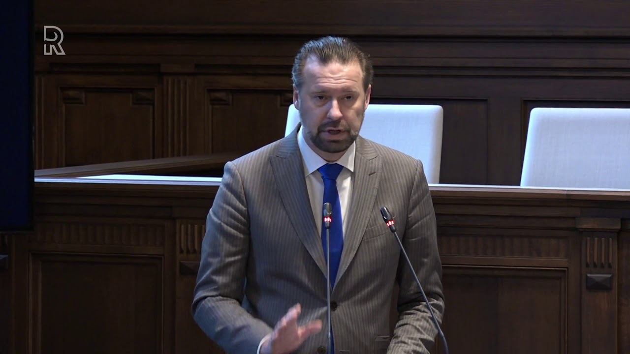 Oud-raadslid Struijvenberg (Leefbaar Rotterdam) krijgt stadspenning 'De Rotterdammert'