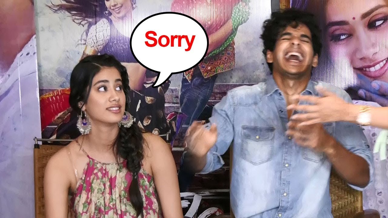 Jhanvi Kapoor's FUNNY Moment Dropping Reporters Mic Again & Again During Dhadak Movie Promotions