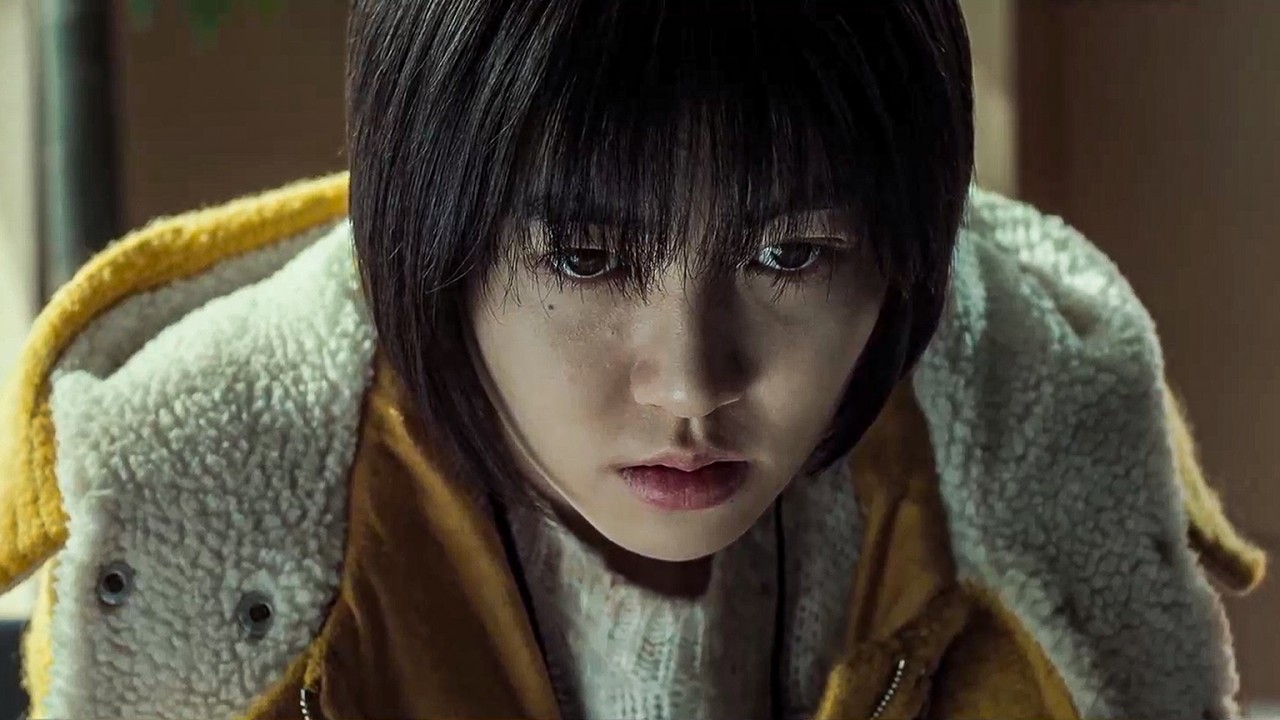 بنت يتيمة أبوها أتقـ ـتل ع أيد مجرم وأتسجن فقط.فقررت تستناه 15 سنة عشان لما يخرج تجيبله أعـ دام ملخص