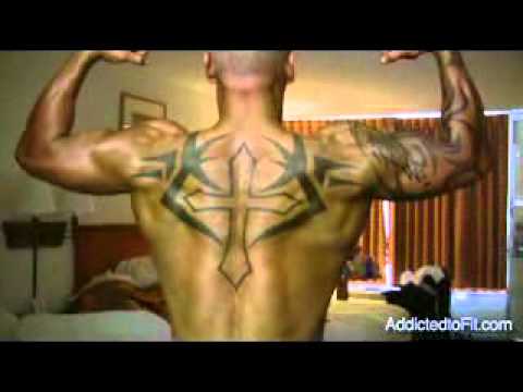 BODYBUILDER STEVE WOODARD AddictedtoFit.co...