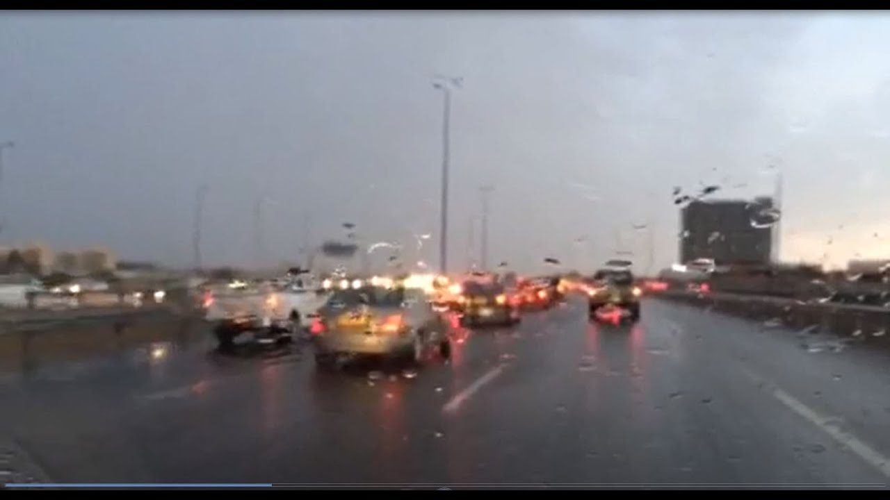 Oman weather; Rain in Muscat - YouTube