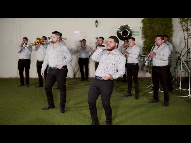 Los Traficantes (En Vivo) - Banda Corona Del Rey