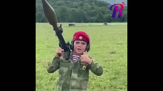 Малолетний сын чеченского командира Росгвардии запустил гранату с криком «Аллаху Акбар».