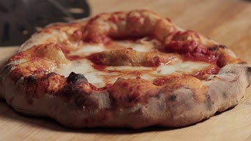 Waring Commercial WPO100 WPO350 Medium Duty Pizza Oven Video