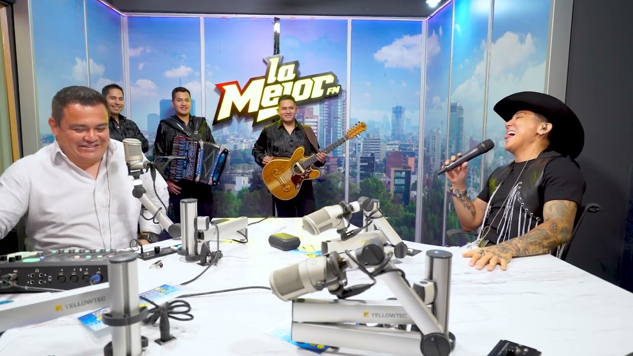 Previsualización de video para nota ¡Edwin Luna se rifó en vivo! Cantó, habló de su nuevo rolón y más en El Show de La Mejor