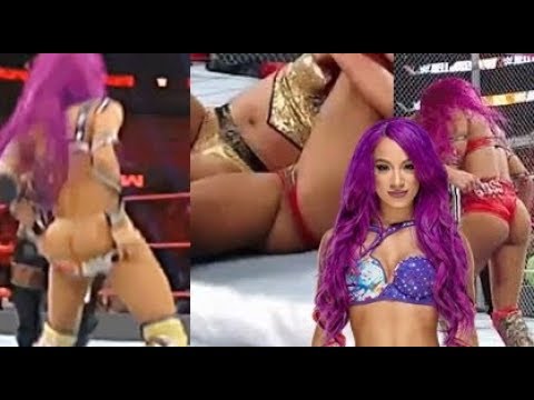 Sasha Banks Tits