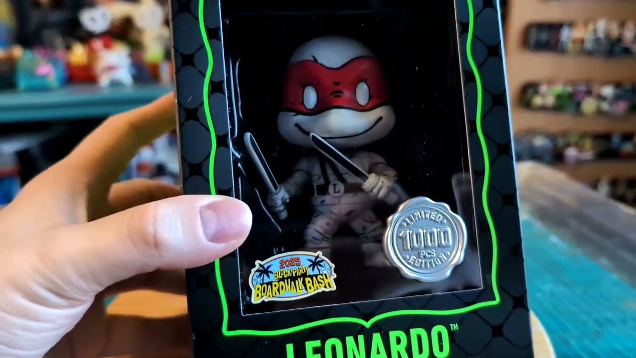 TMNT SDCC 2025 Leonardo Pix! Backyard Boardwalk Bash Thrilljoy