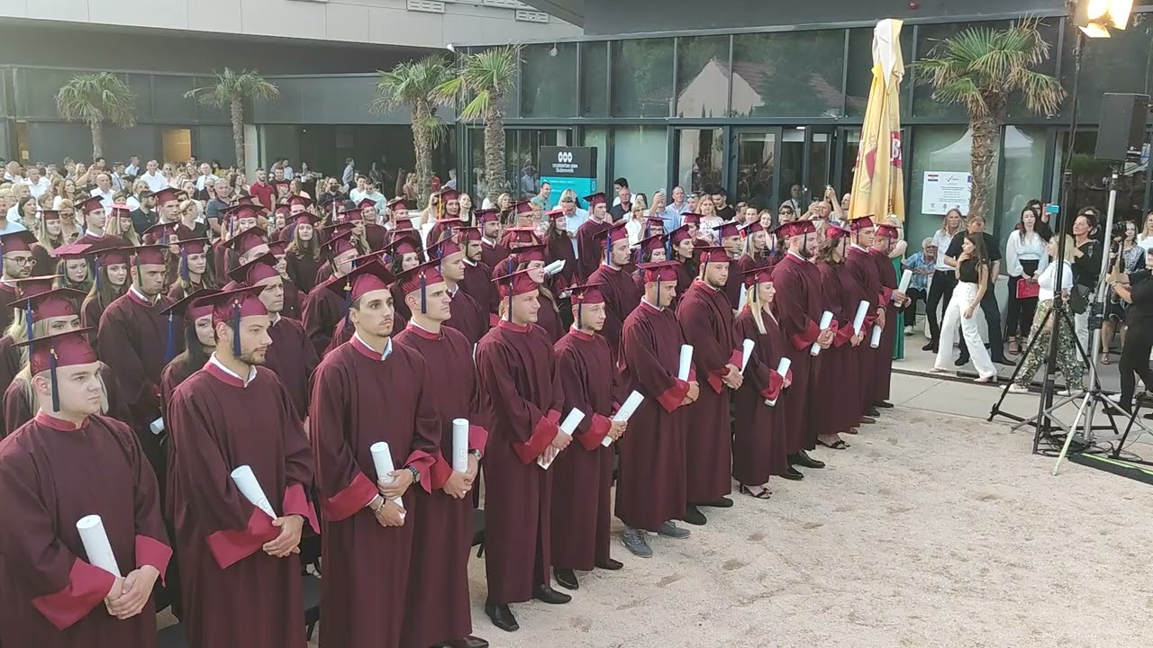 ČESTITAMO! Svečano promovirana 192 prvostupnika Sveučilišta u Dubrovniku 1 YouTube player