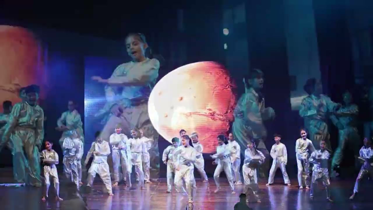 🚀 Mission Mangal Theme Performance | Proud Indian Moment | Rhythm & Roots 2025