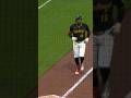 O'NEILL CRUZ MANDA OTRA PELOTA A VOLAR LEJOS