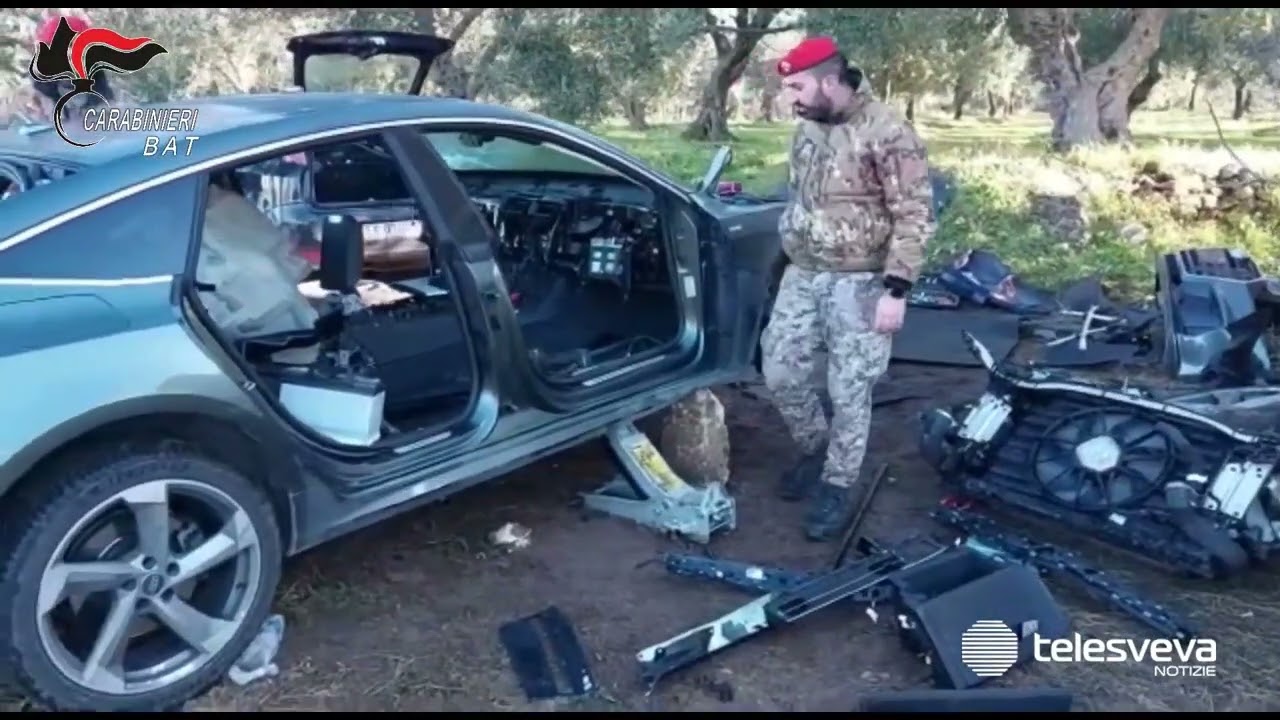 Auto rubata a Trani e smontata a Minervino: arrestati due cerignolani